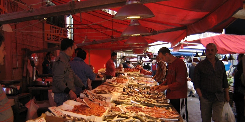 Il mercato di Ortigia, isola di  Siracusa